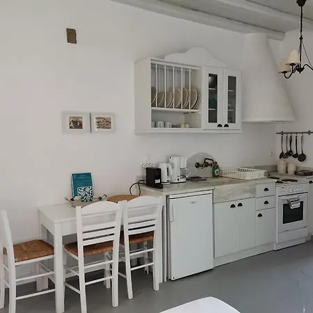 Elia Apartment Agios Romanos